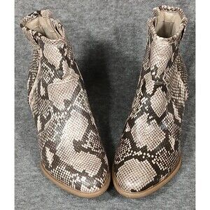 Carlos‎ by Carlos Santana Lydia Ankle Boot Natural Snake Faux Leather Women's 7